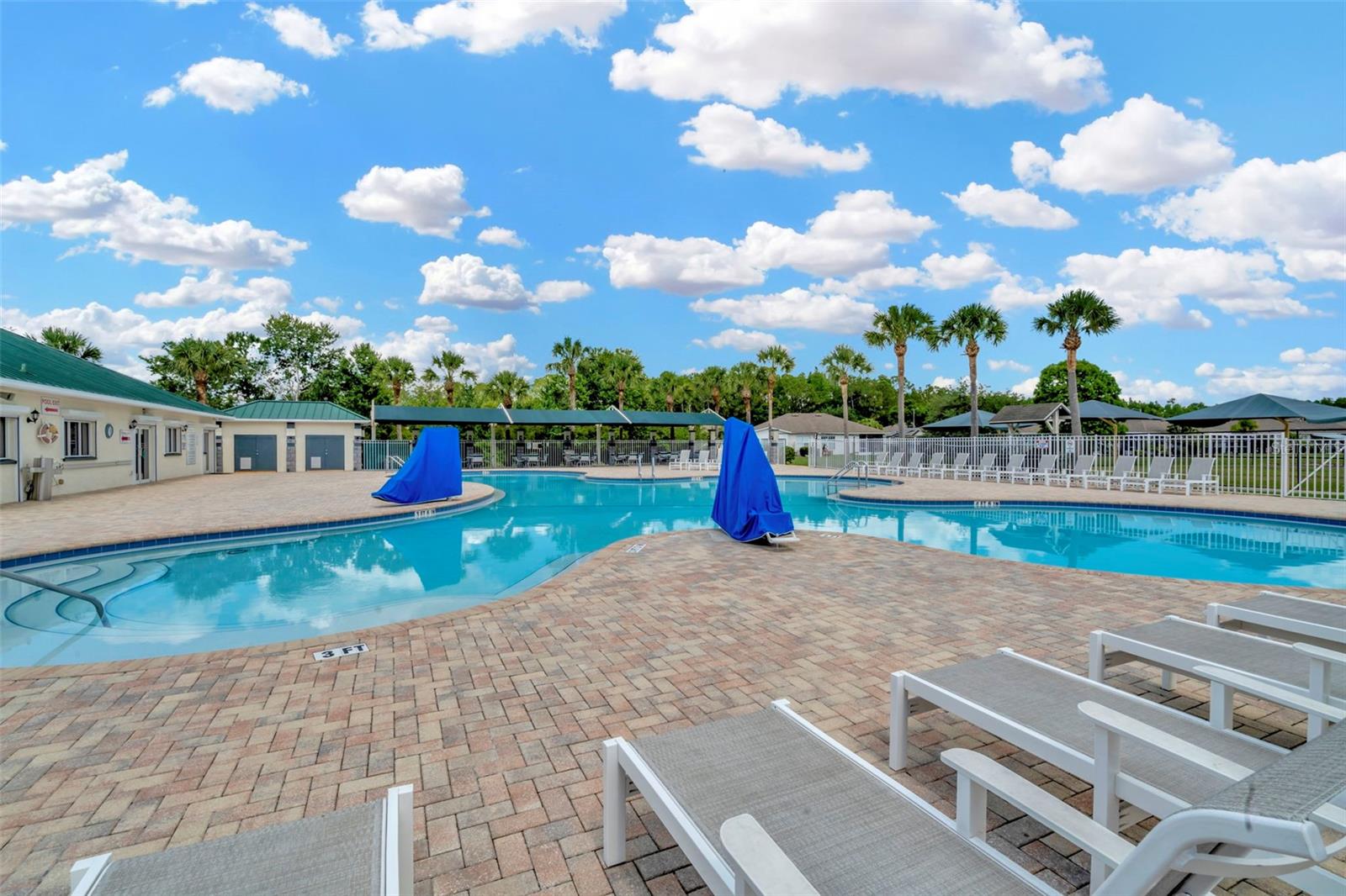 Listing photo id 32 for 30140 Barnaby Lane