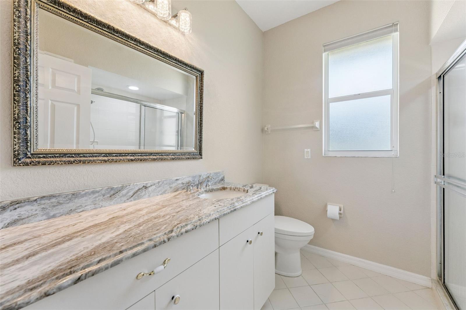 Image 13 of 19 For 3610 Woodbridge Avenue