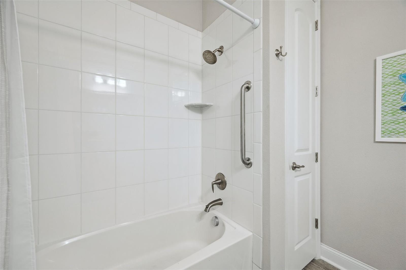 Image 30 of 52 For 764 W Bayshore Dr