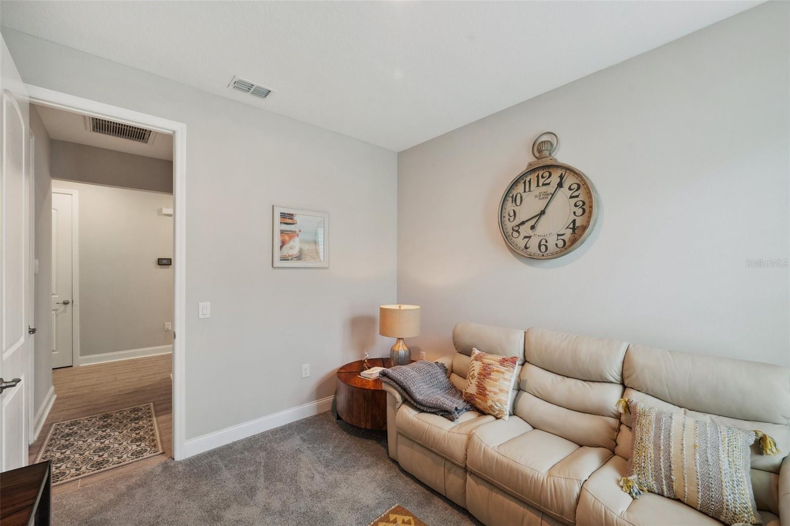 Image 34 of 52 For 764 W Bayshore Dr