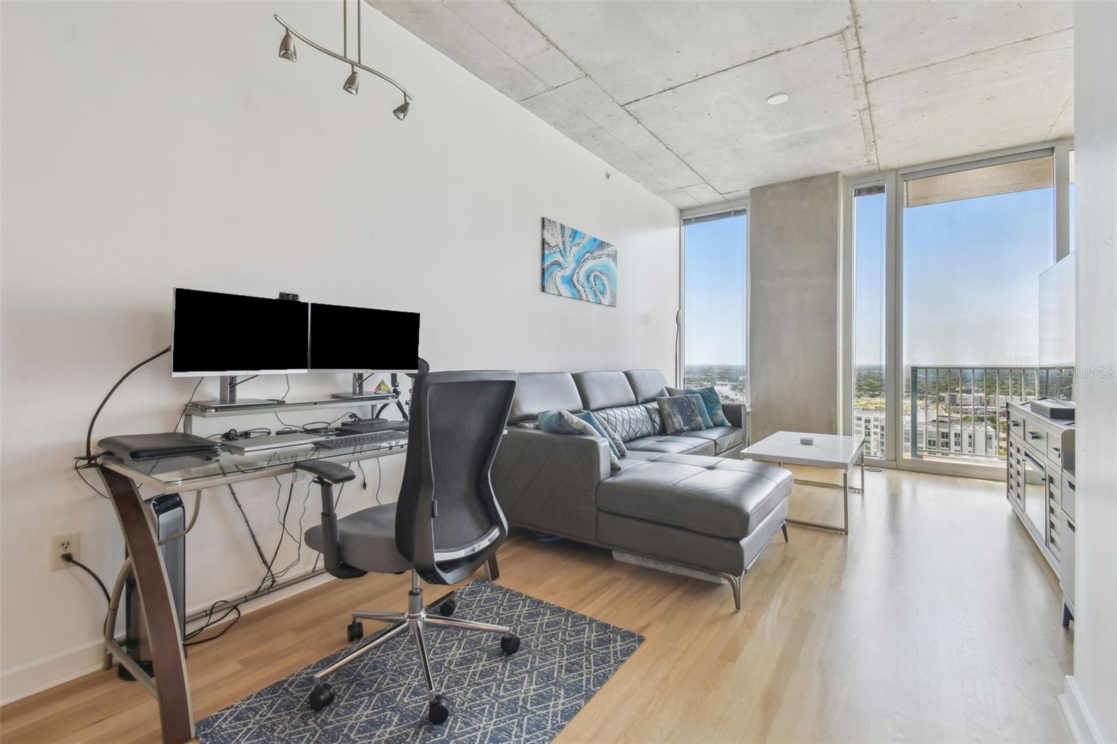 Image 11 of 76 For 777 Ashley Drive 3009