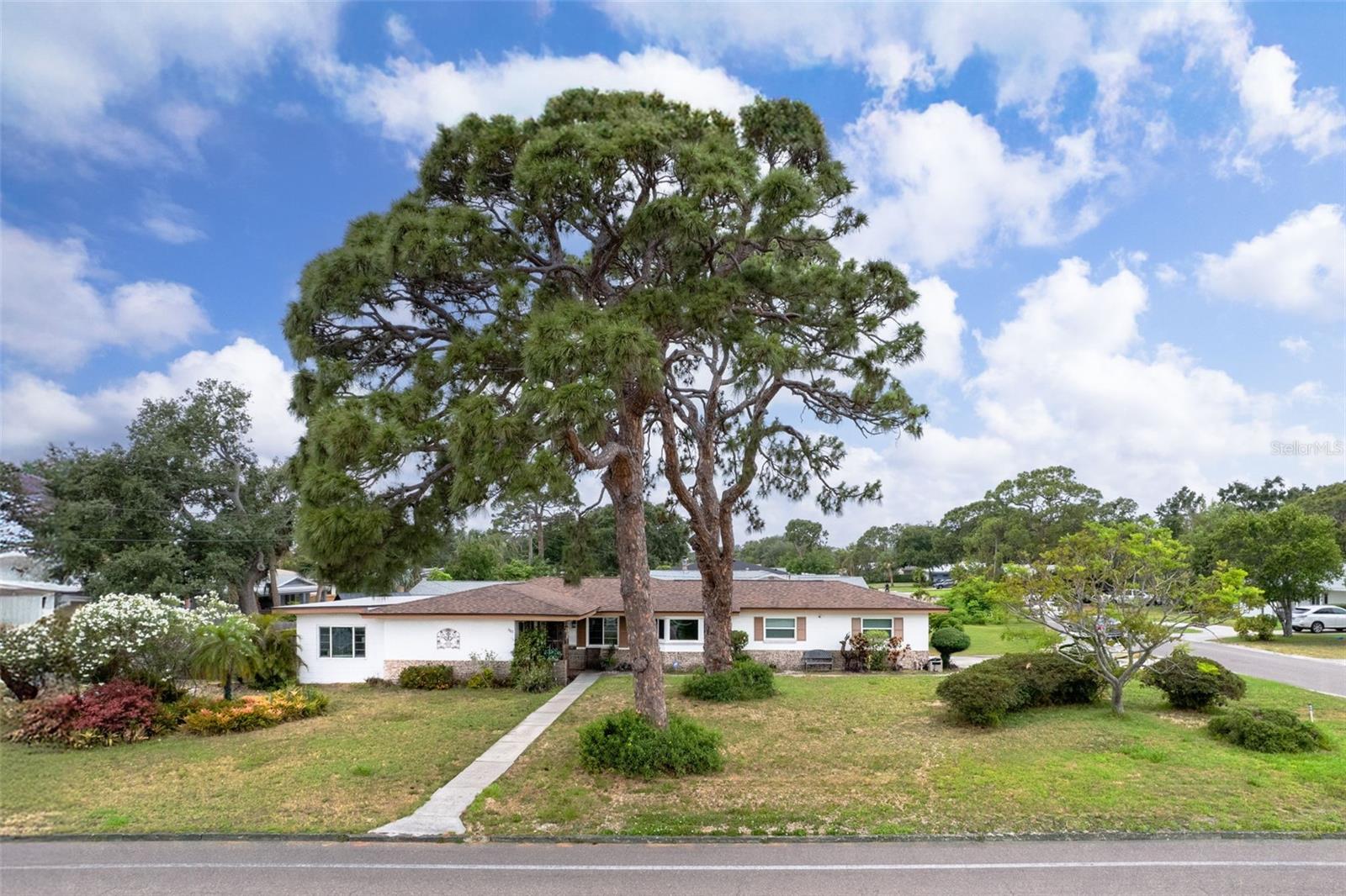 Details for 6801 Pinellas Point Drive S, ST PETERSBURG, FL 33712