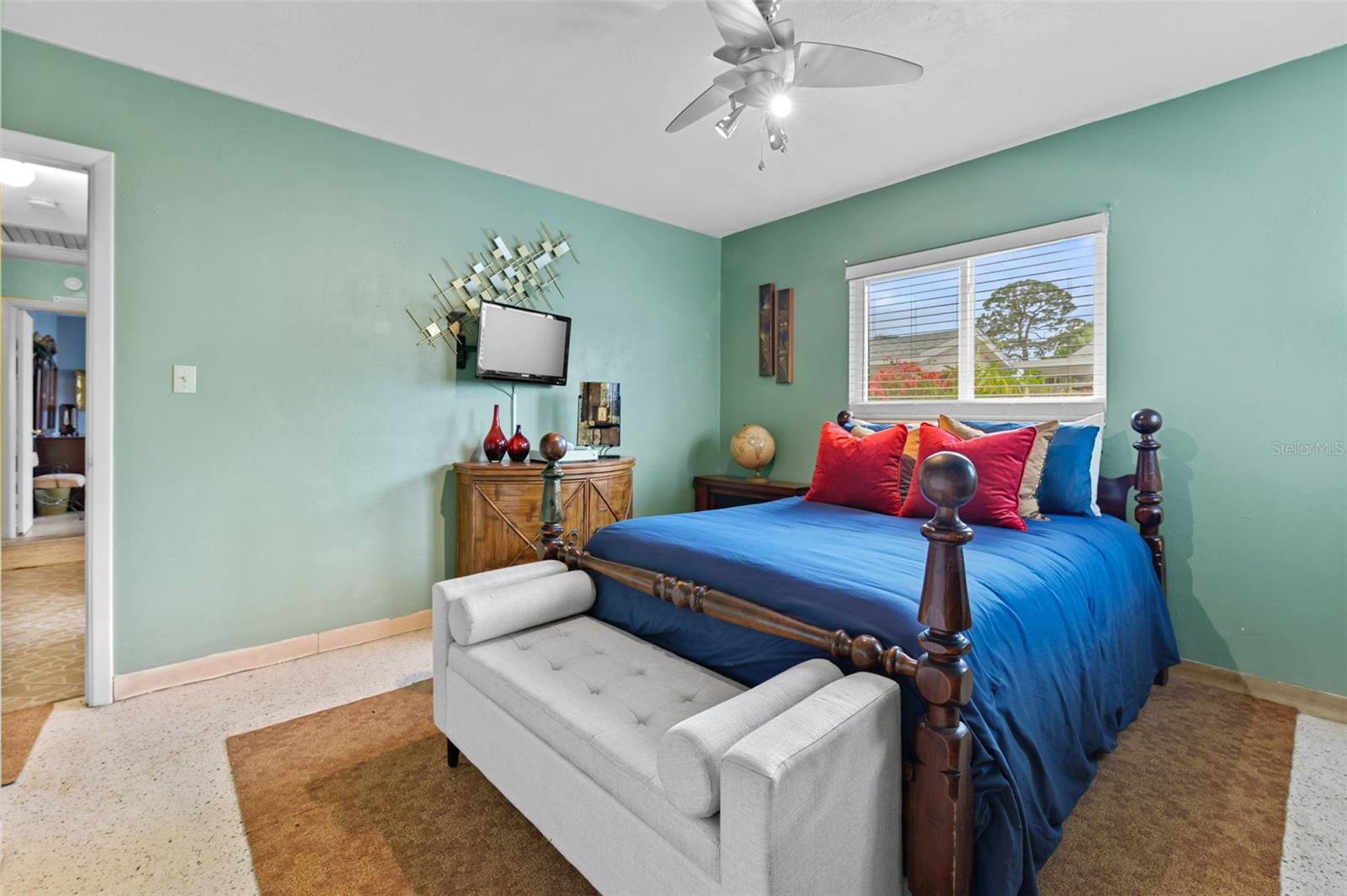 Image 22 of 36 For 6801 Pinellas Point Drive S