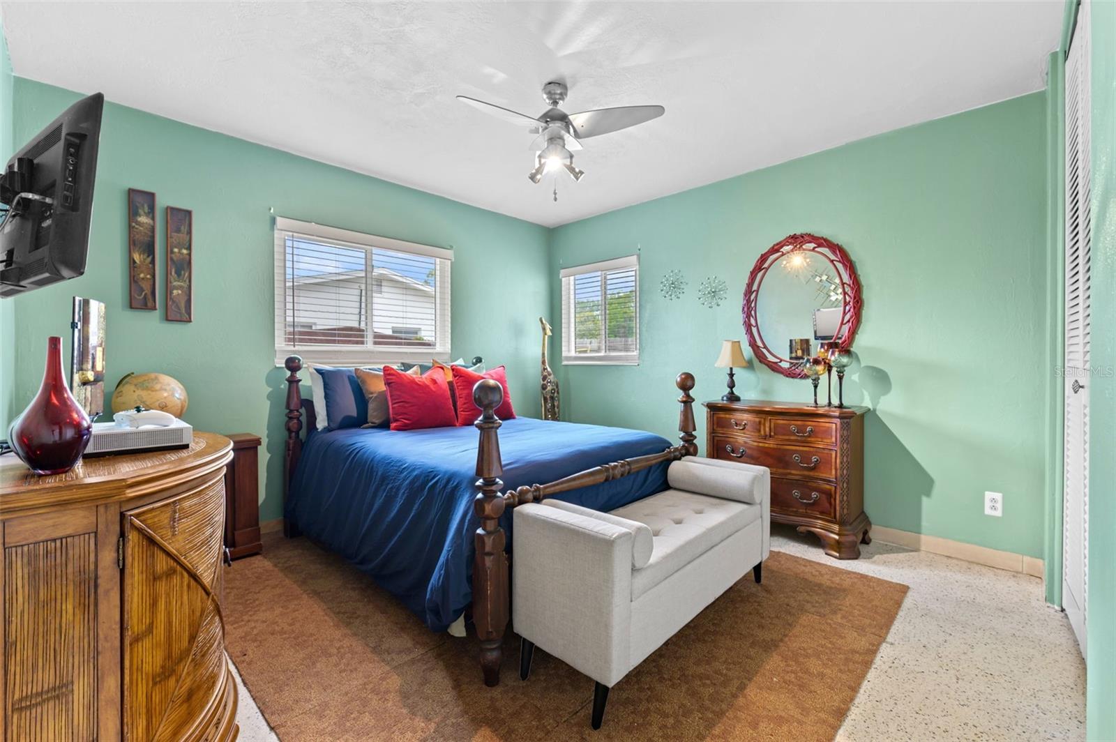 Image 23 of 36 For 6801 Pinellas Point Drive S