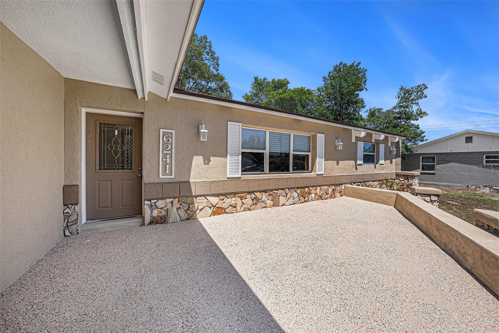 Image 3 of 24 For 6241 Ansley Street