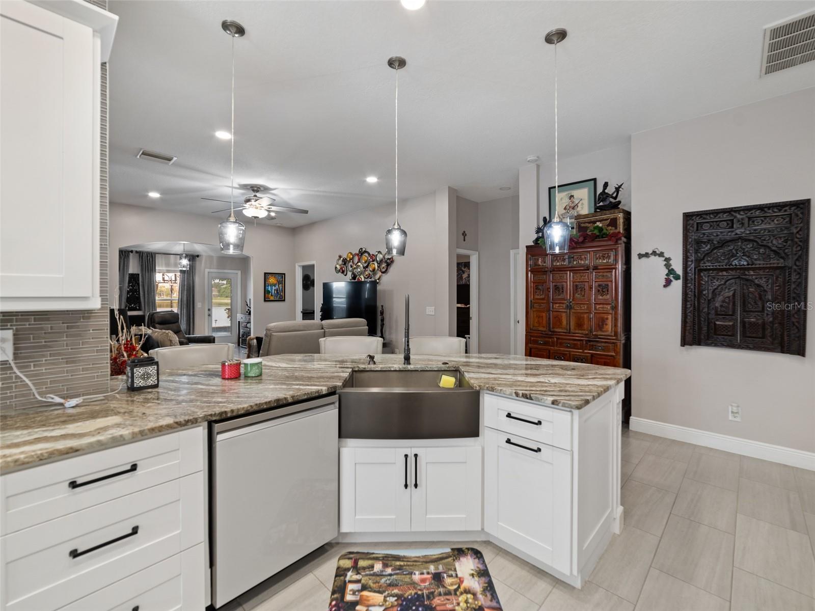 Image 21 of 52 For 8508 Canterbury Lake Boulevard