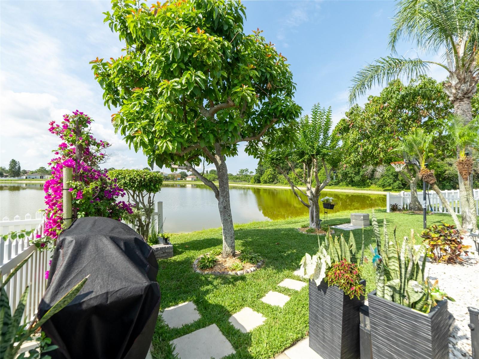 Image 42 of 52 For 8508 Canterbury Lake Boulevard