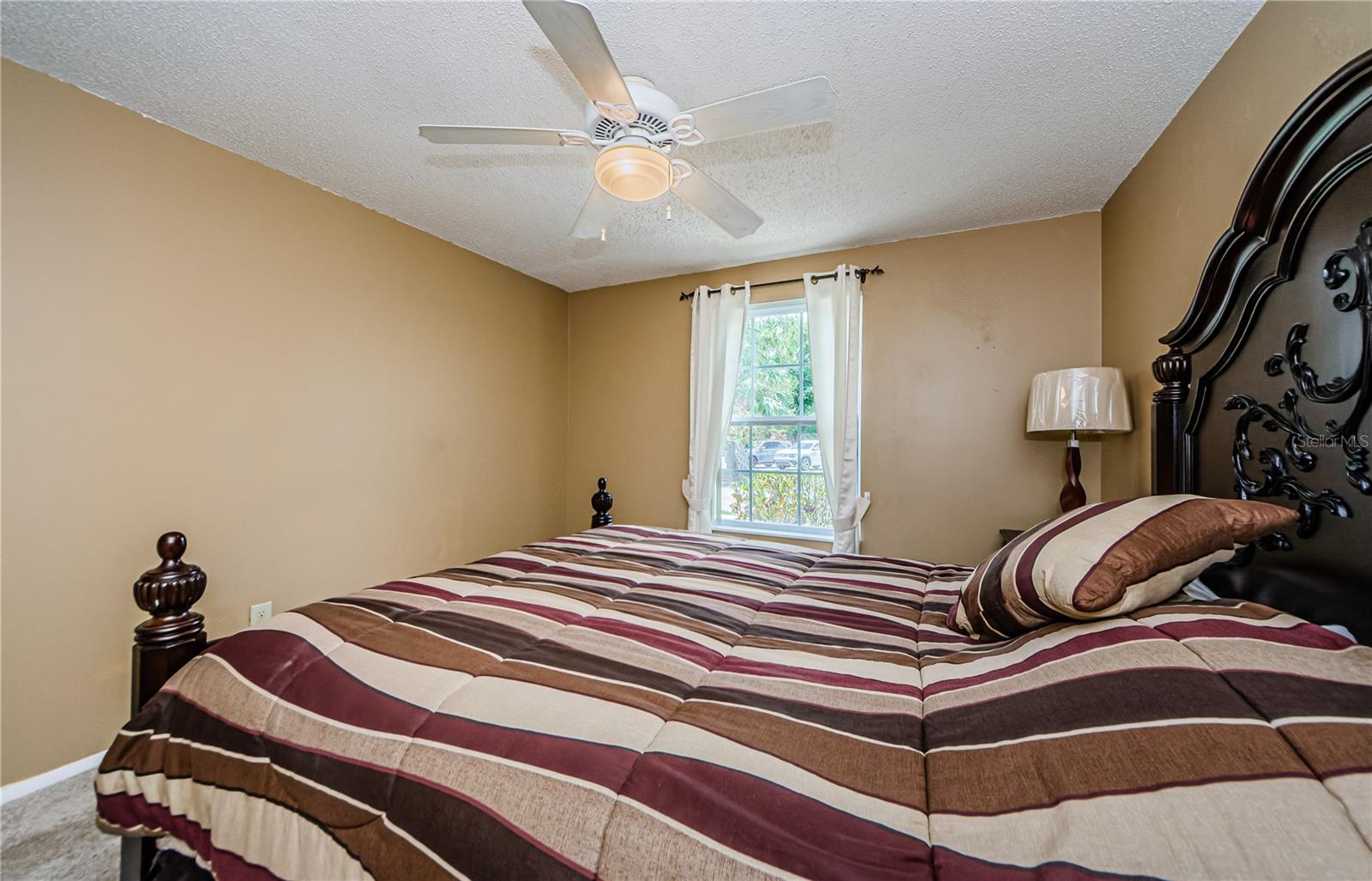 Image 31 of 52 For 699 Merlins Court