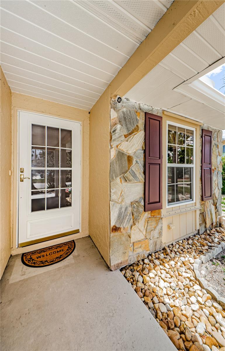 Image 6 of 52 For 699 Merlins Court