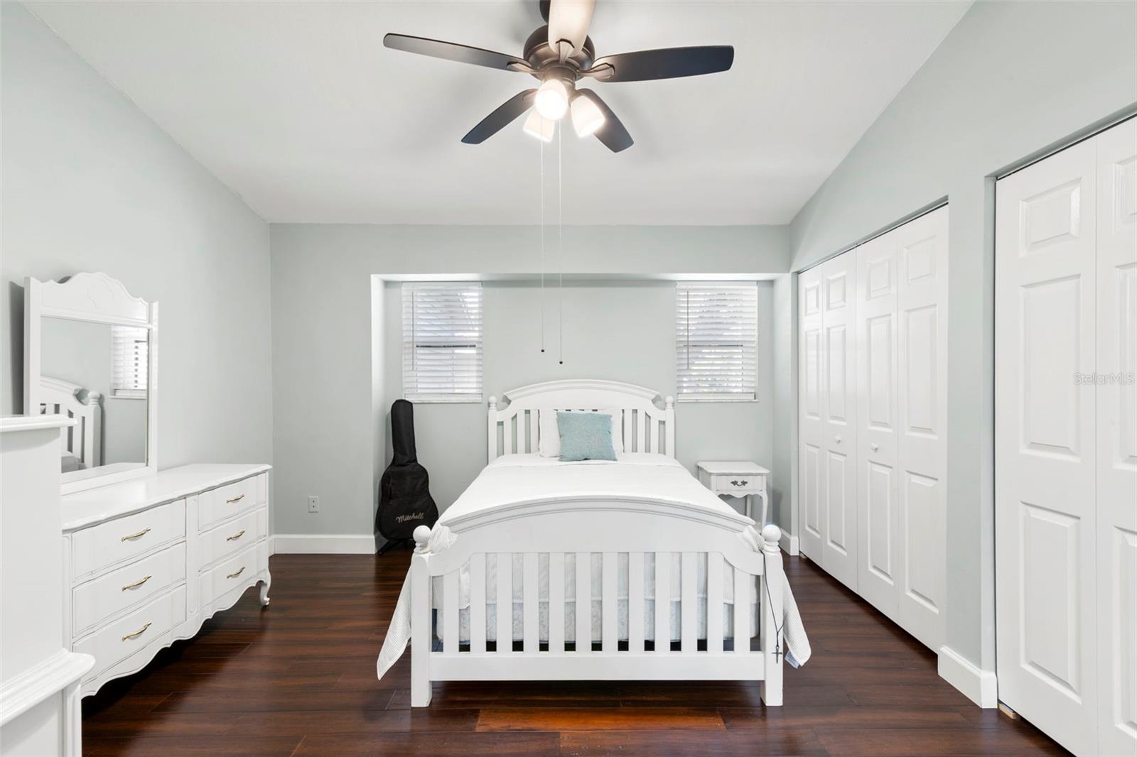 Listing photo id 21 for 2033 Arbor Drive