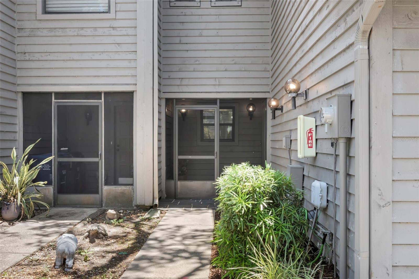 Listing photo id 32 for 2033 Arbor Drive