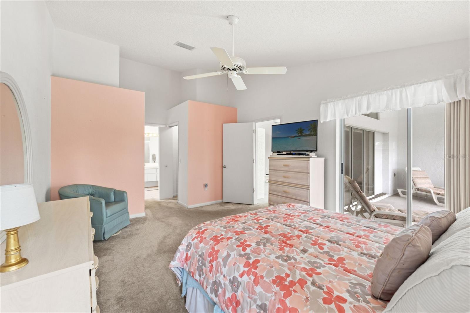 Image 15 of 32 For 9188 Rhett Lane