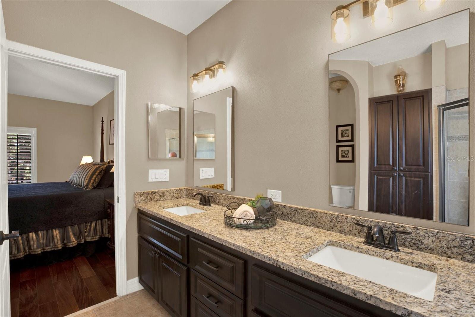 Image 32 of 81 For 2614 Brookforest Drive