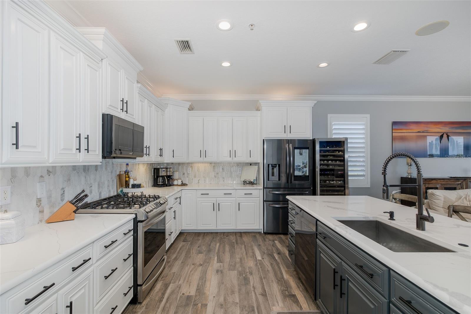 Image 14 of 49 For 2750 Reserve Court 101