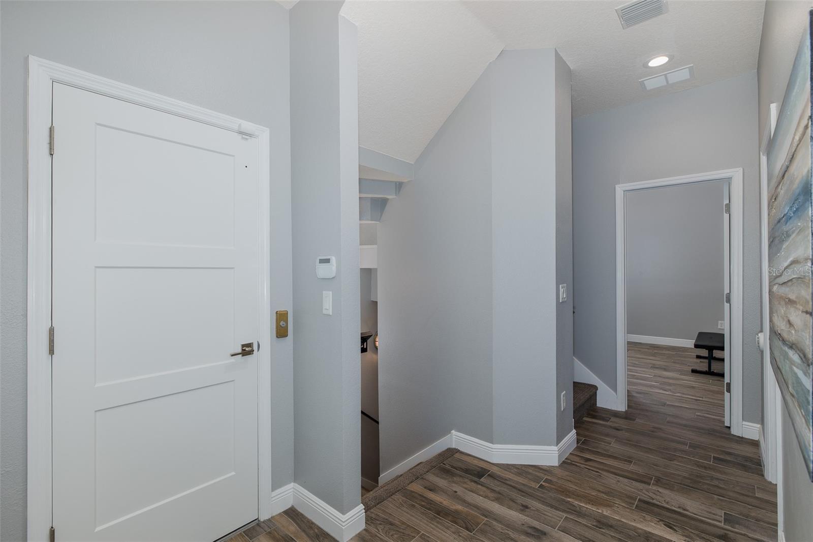 Image 39 of 49 For 2750 Reserve Court 101