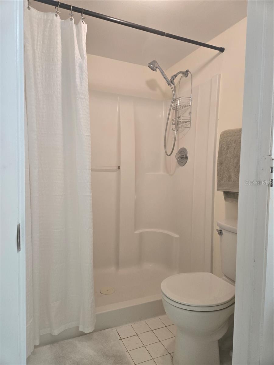 Image 12 of 21 For 800 Cove Cay Drive 4c