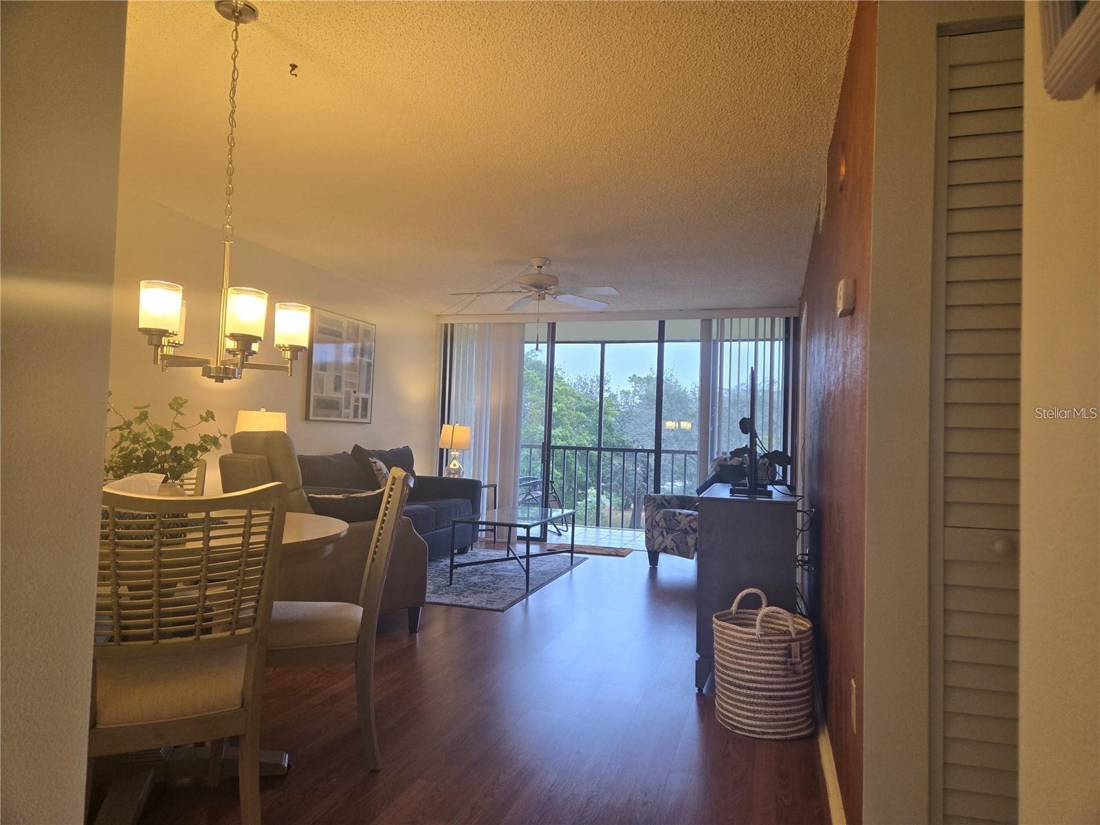 Image 3 of 21 For 800 Cove Cay Drive 4c