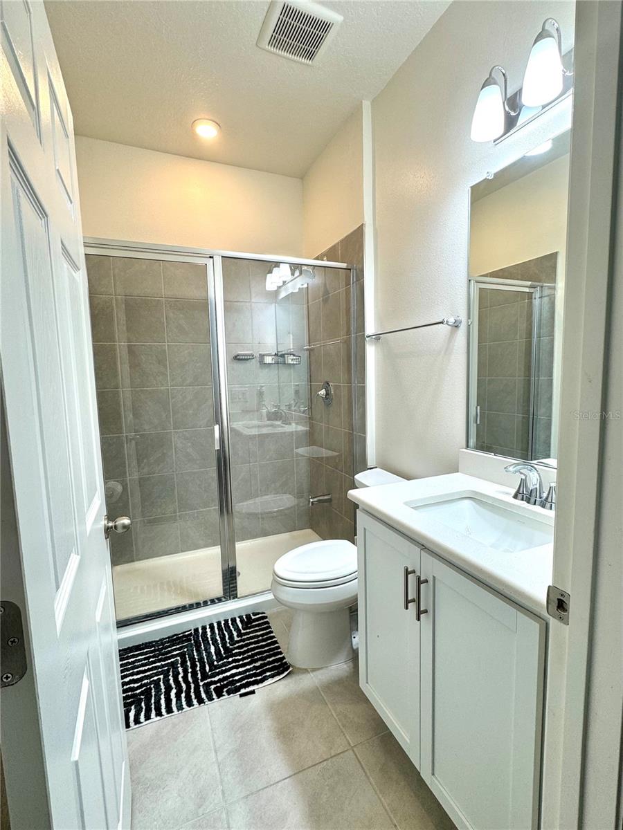 Image 10 of 25 For 37489 Mackenzie Drive