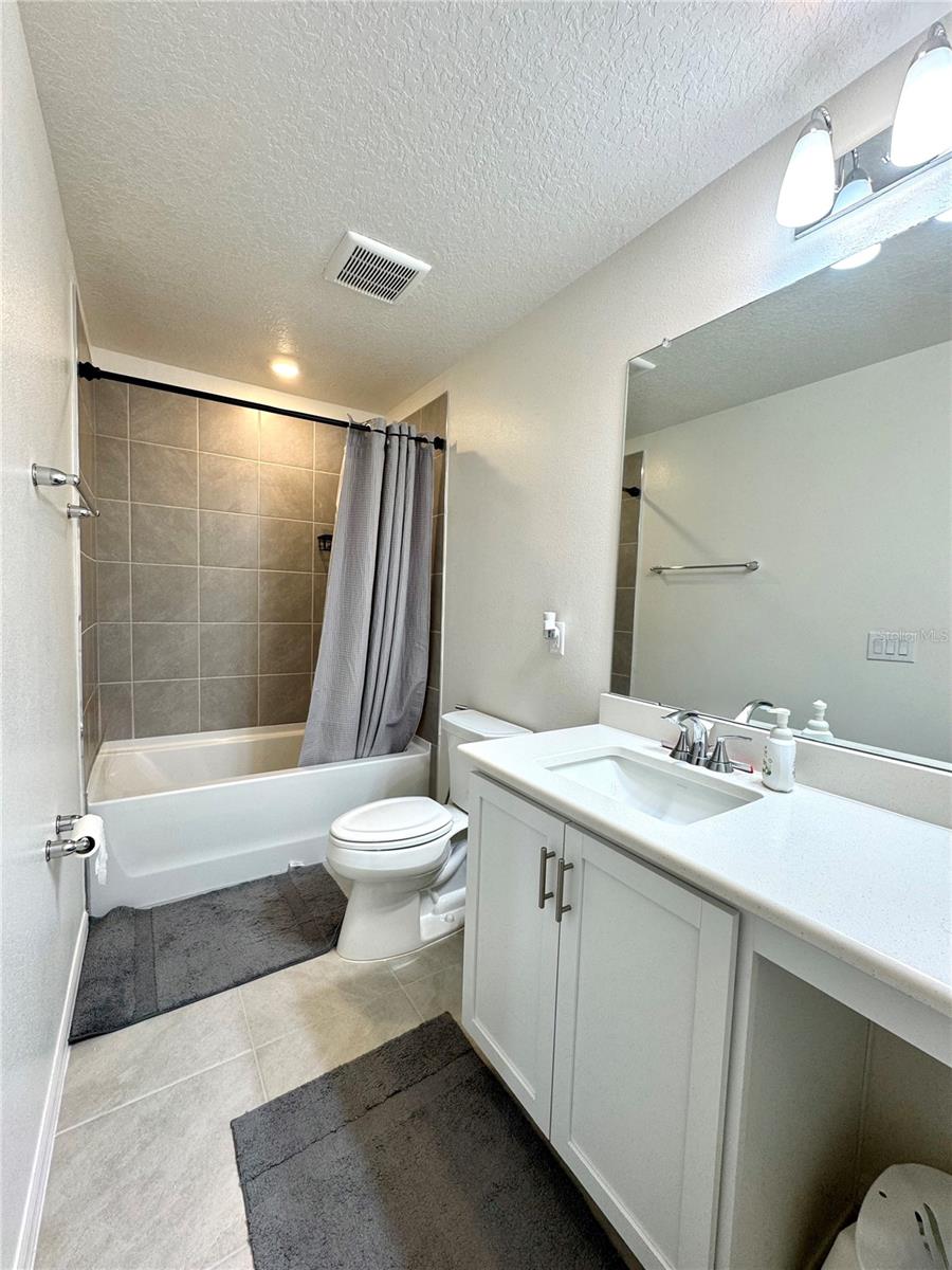 Image 14 of 25 For 37489 Mackenzie Drive