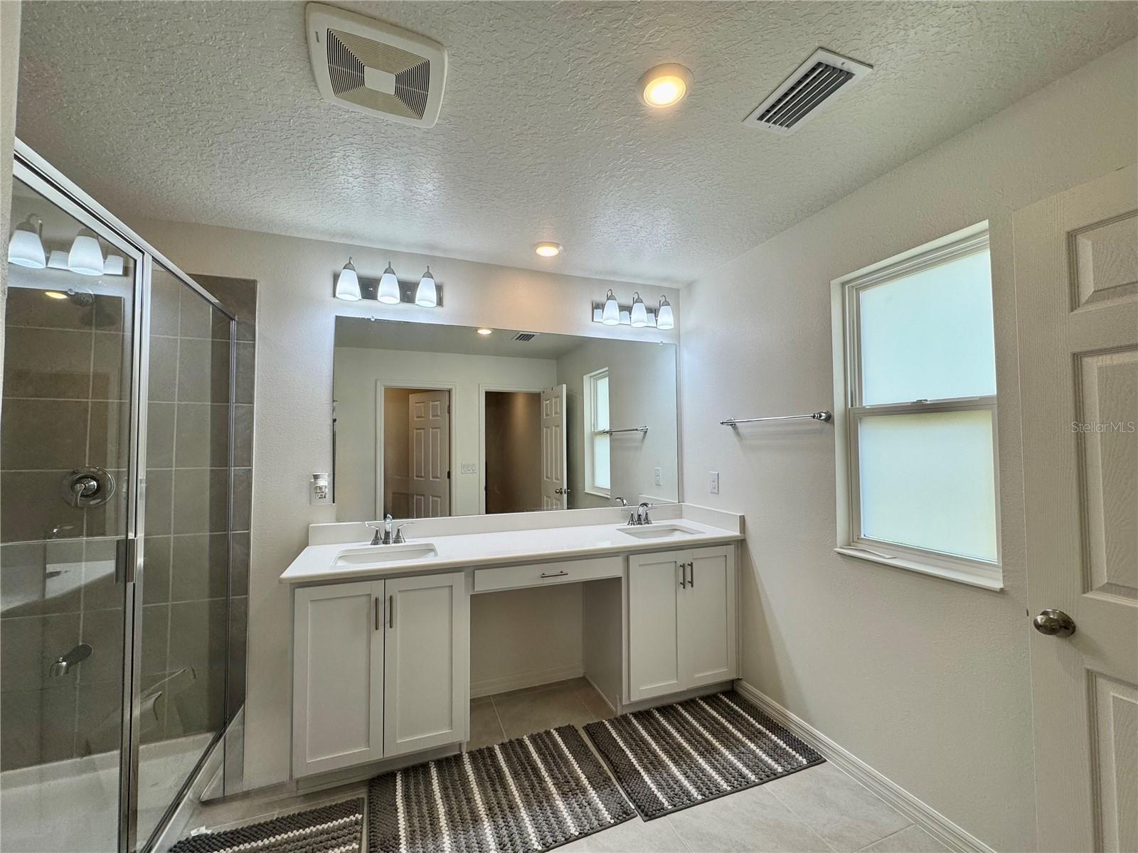 Image 20 of 25 For 37489 Mackenzie Drive