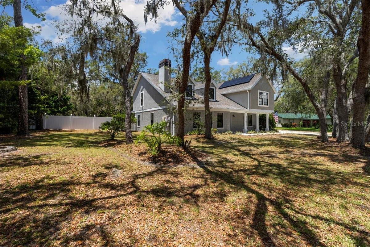 Listing photo id 9 for 11207 Donneymoor Drive