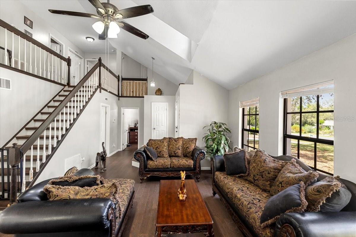 Listing photo id 18 for 11207 Donneymoor Drive