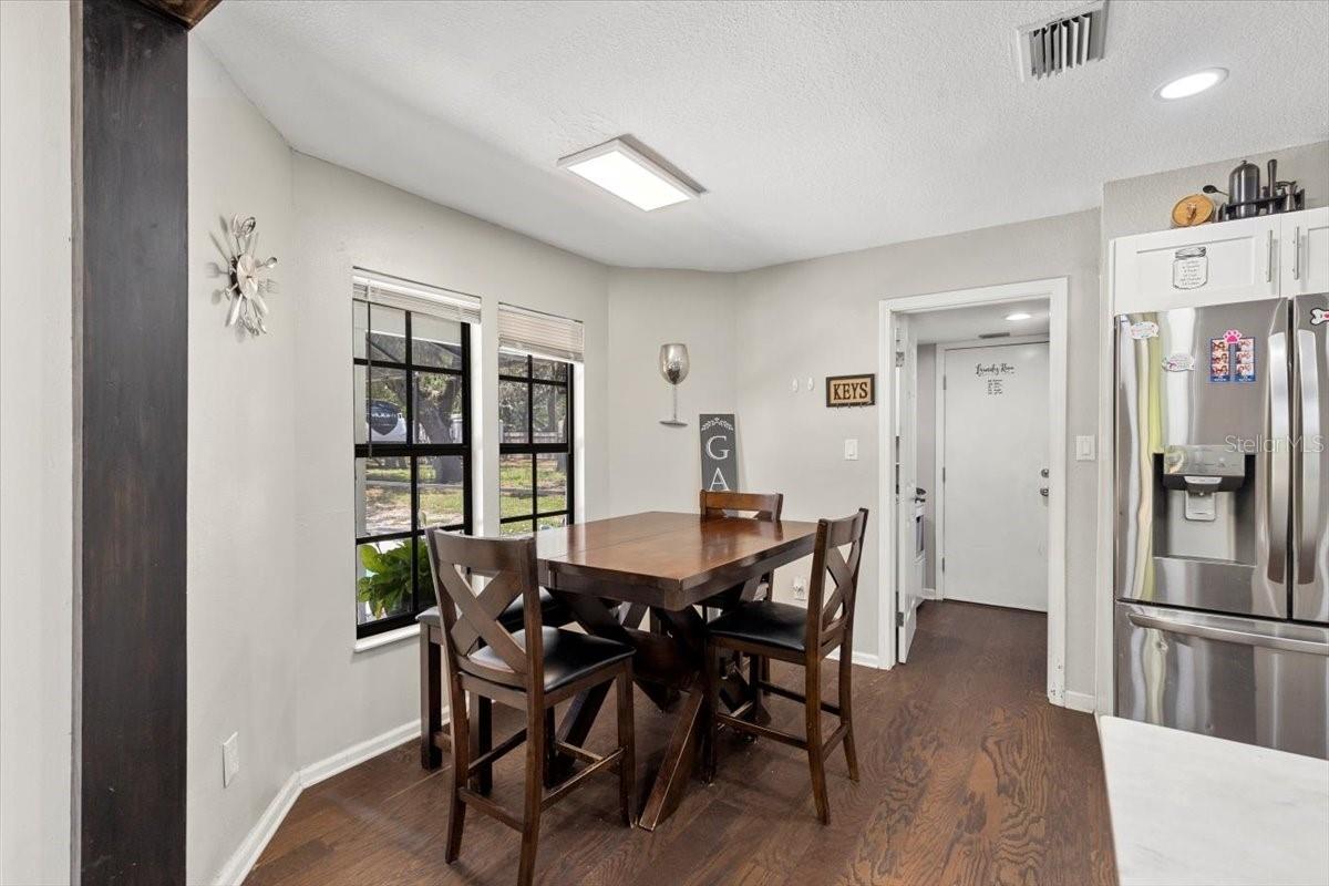 Listing photo id 27 for 11207 Donneymoor Drive