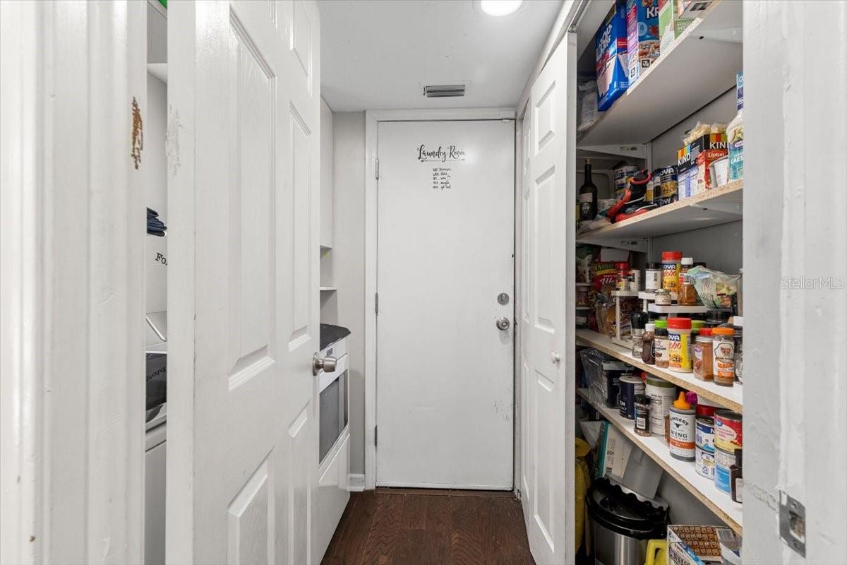 Listing photo id 32 for 11207 Donneymoor Drive