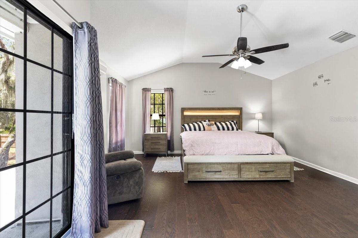 Listing photo id 36 for 11207 Donneymoor Drive