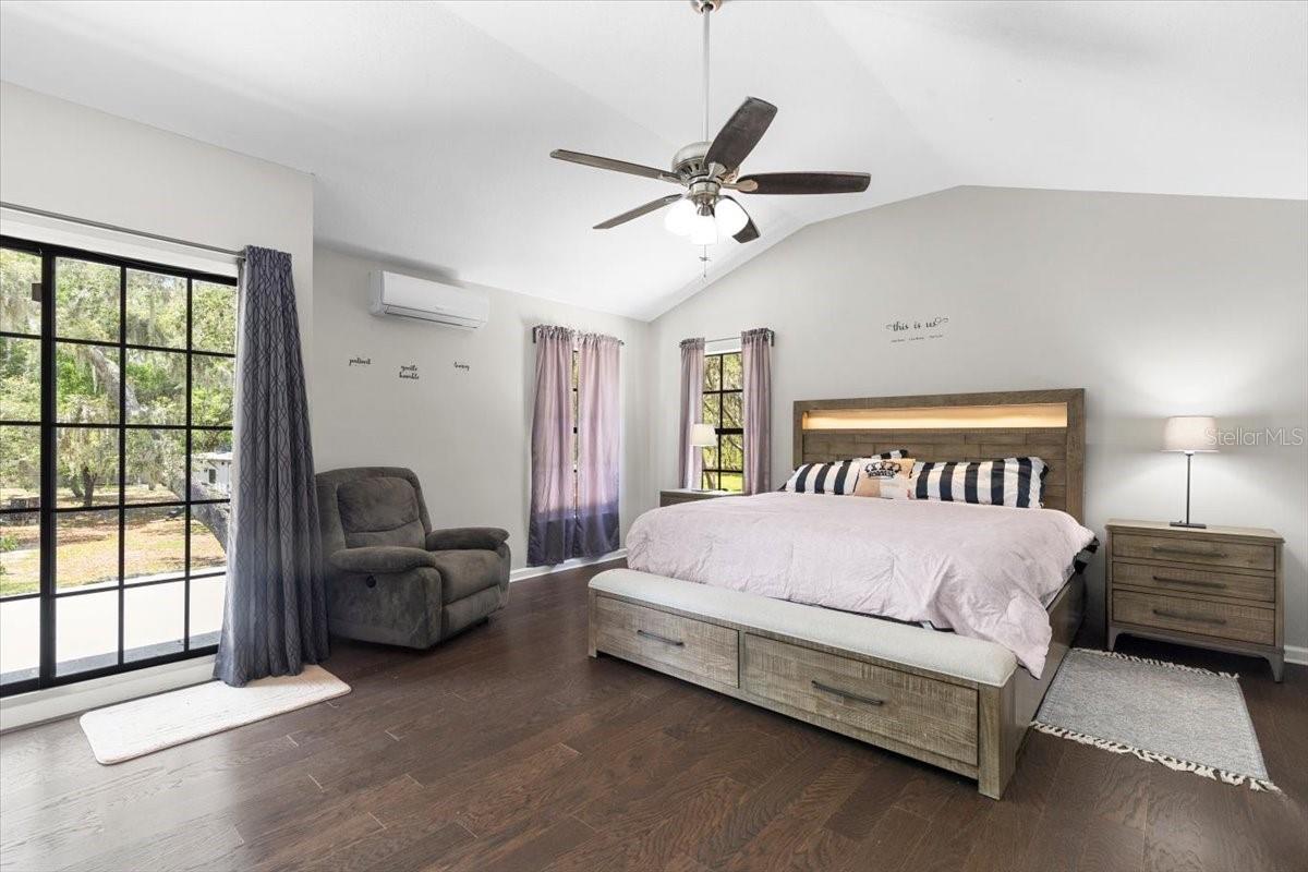 Listing photo id 37 for 11207 Donneymoor Drive