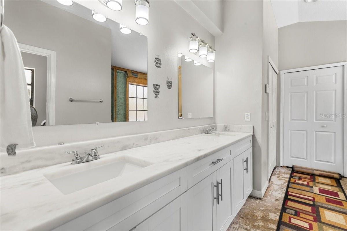 Listing photo id 41 for 11207 Donneymoor Drive