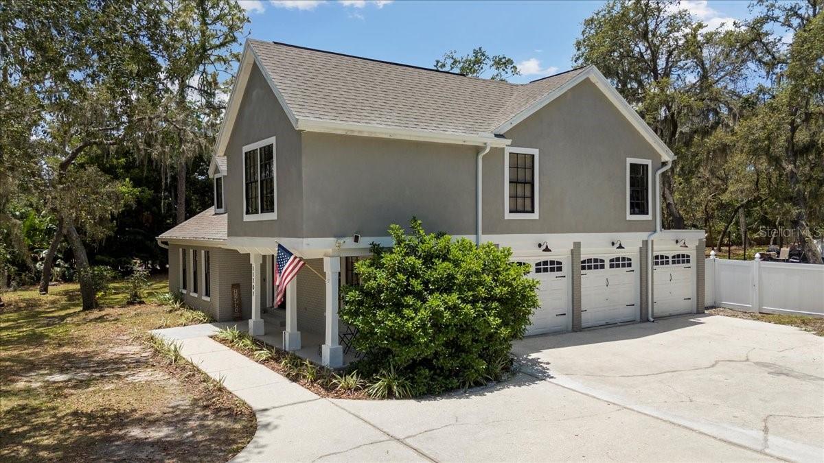 Listing photo id 4 for 11207 Donneymoor Drive