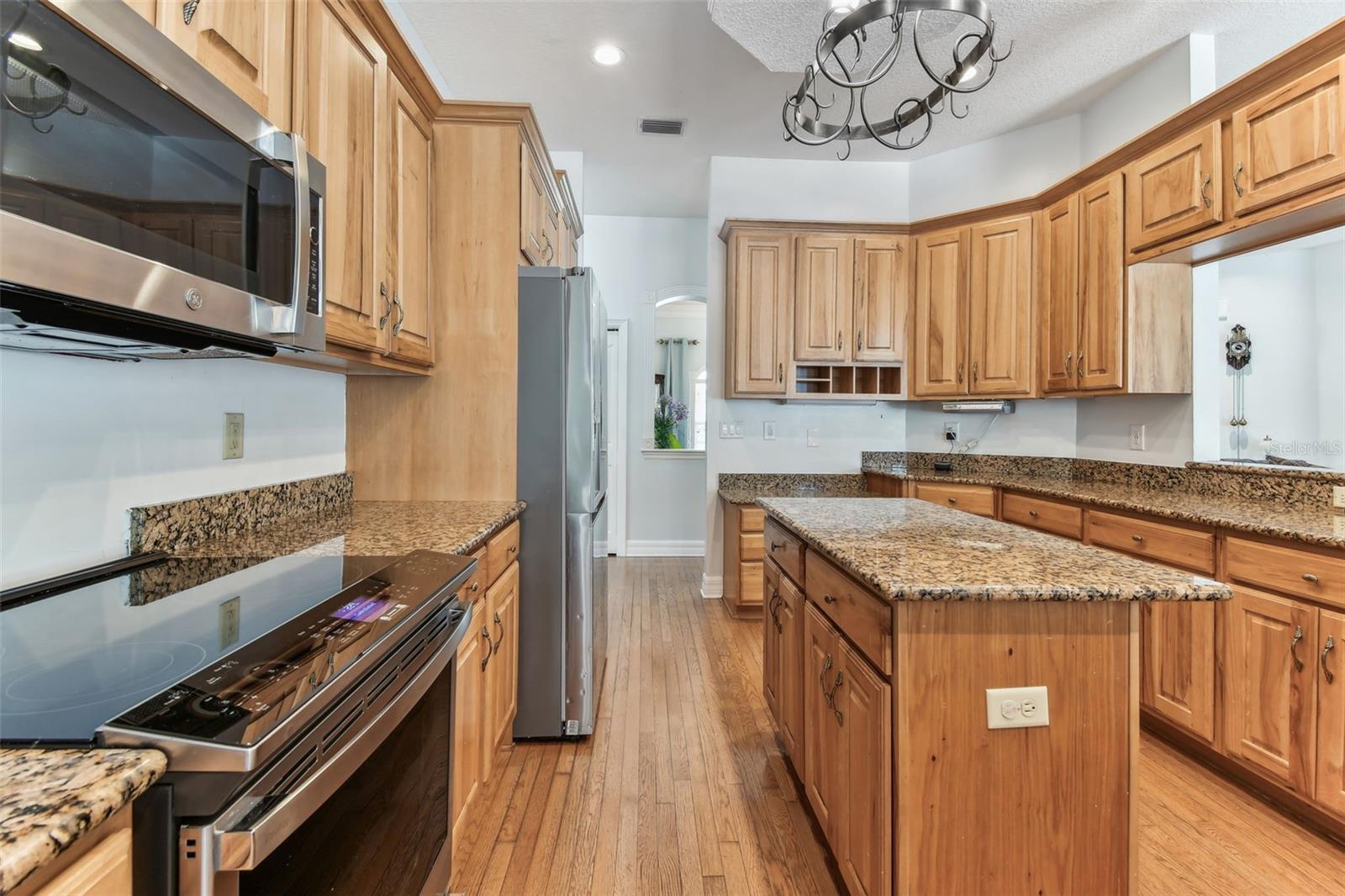 Image 39 of 100 For 2202 Colewood Lane