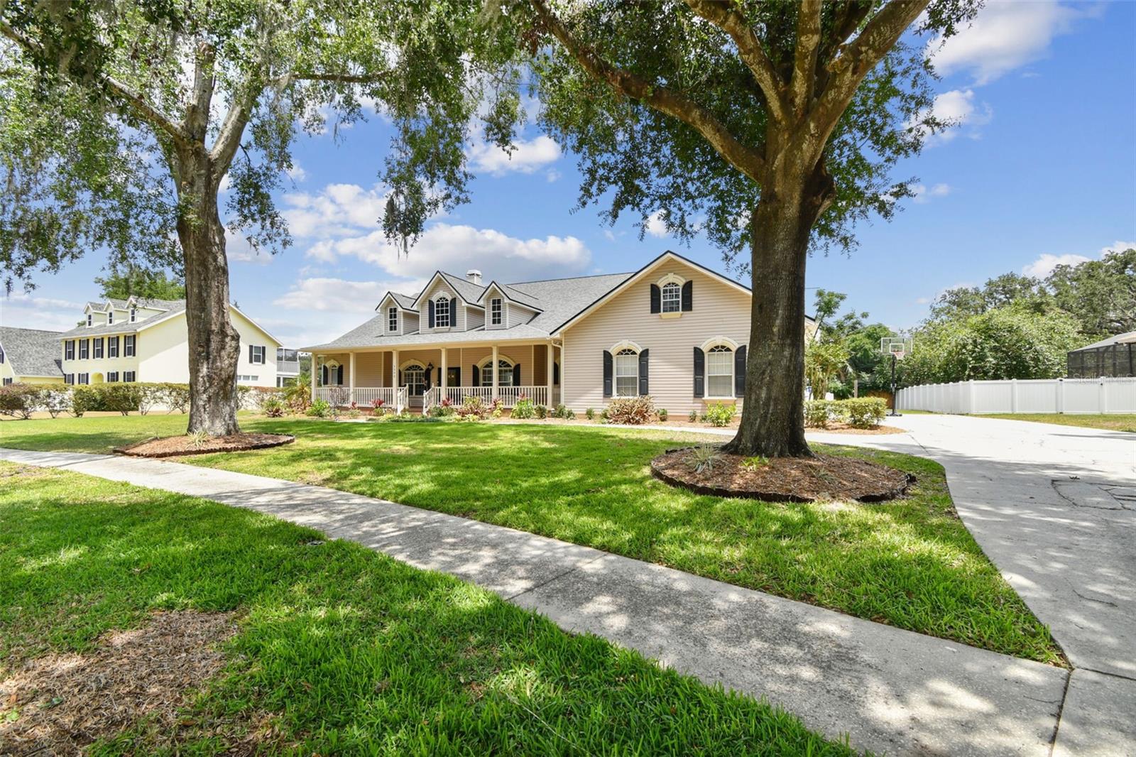 Image 7 of 100 For 2202 Colewood Lane