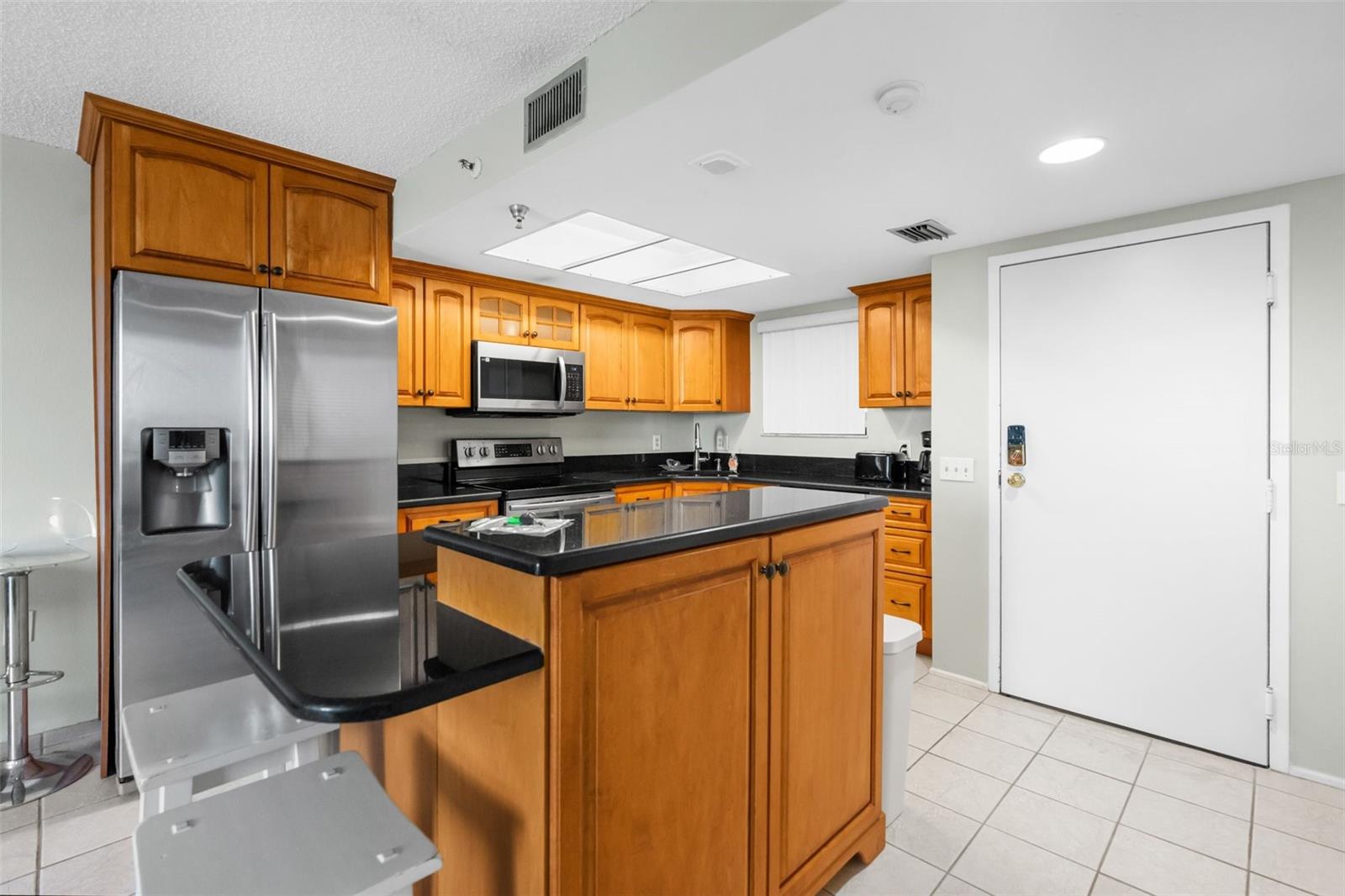 Image 4 of 24 For 5915 Sea Ranch Drive 202