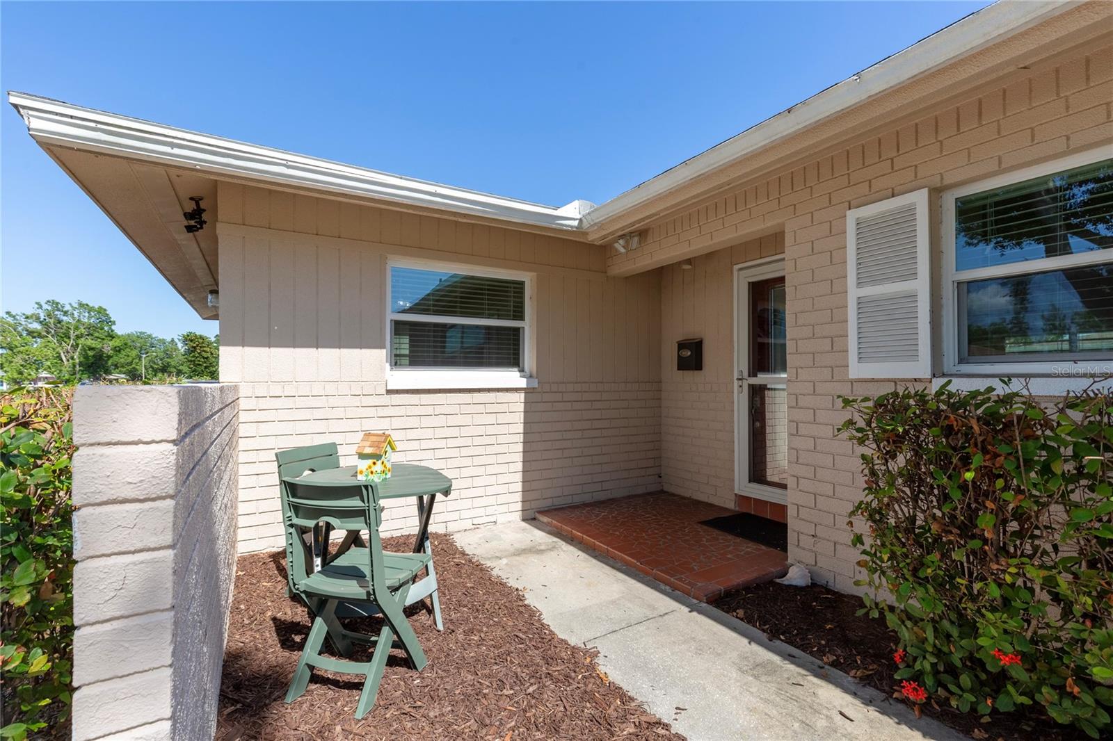 Image 3 of 40 For 1400 63rd Avenue S