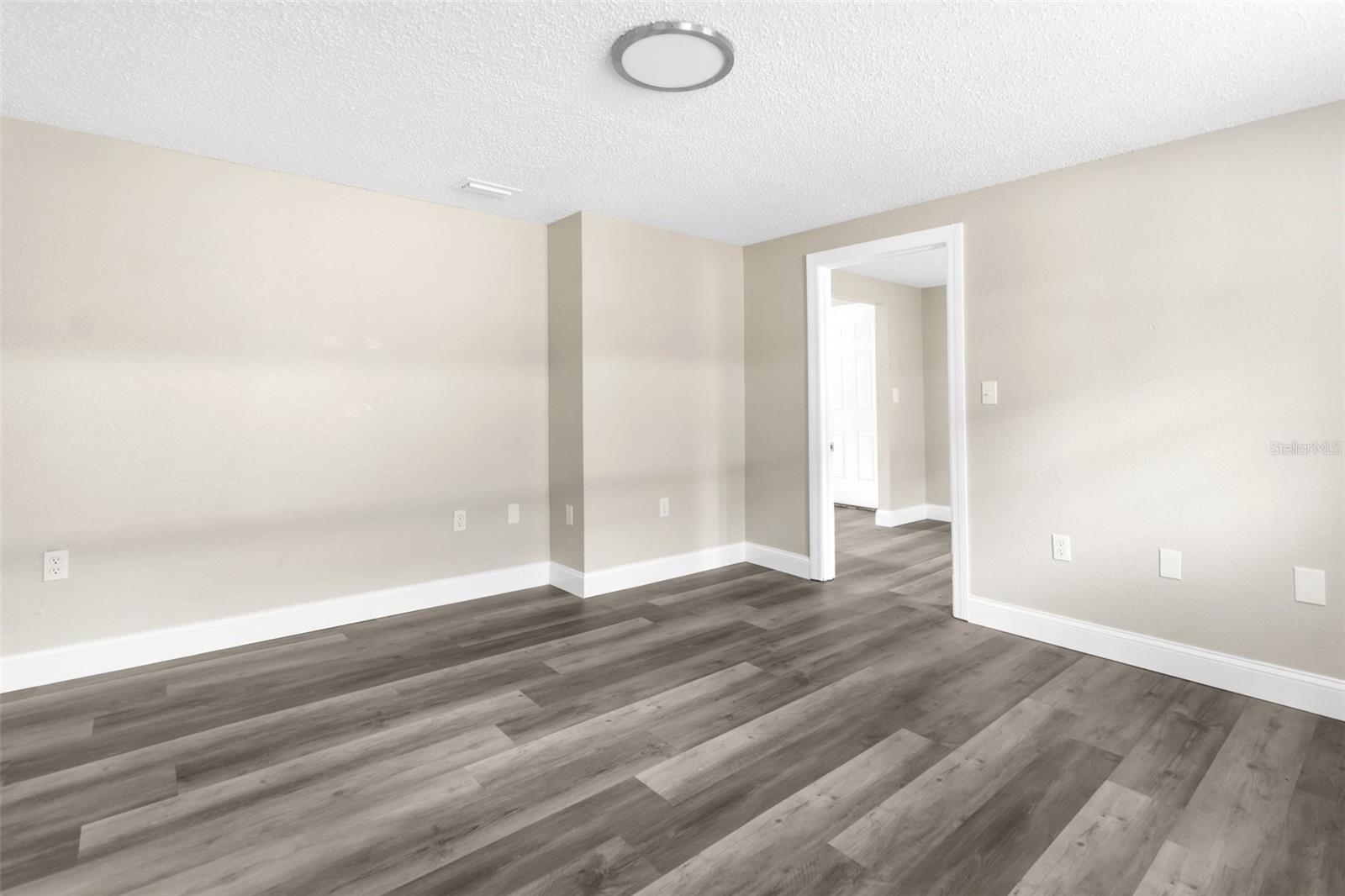 Image 18 of 22 For 9315 19th Street