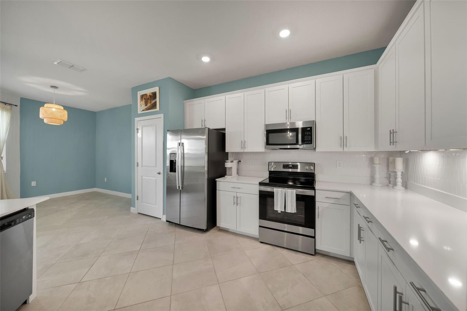 Image 18 of 53 For 8589 Saint Kitts Circle