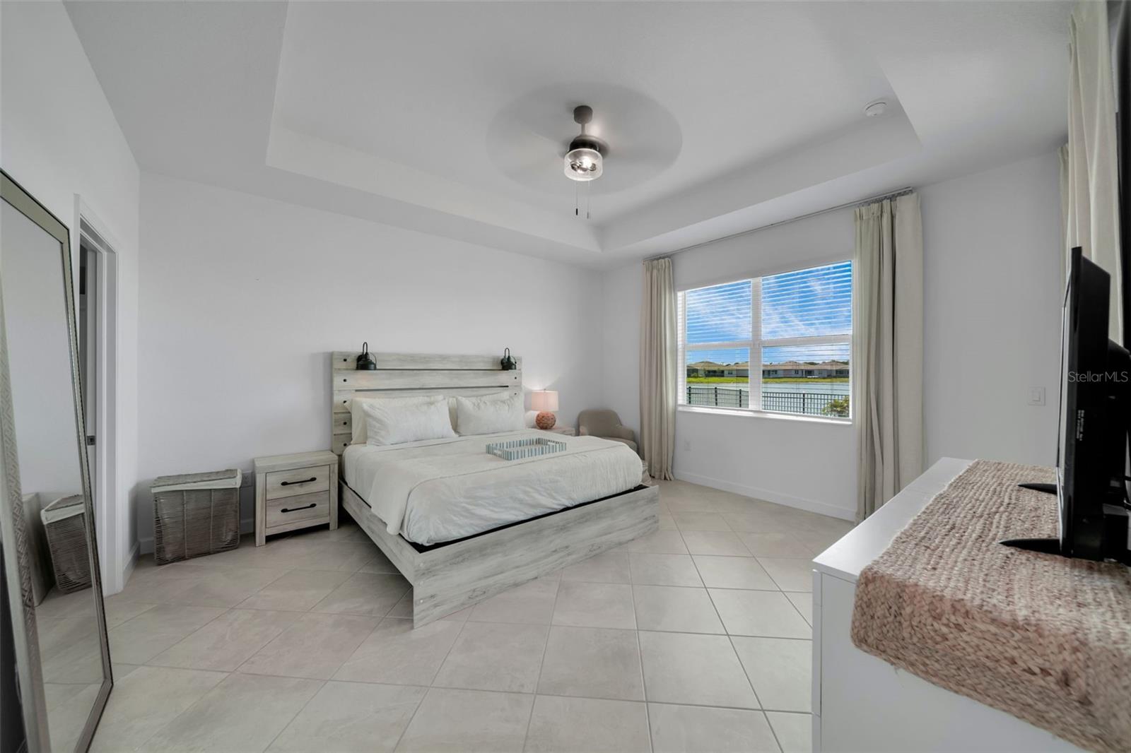 Image 21 of 53 For 8589 Saint Kitts Circle
