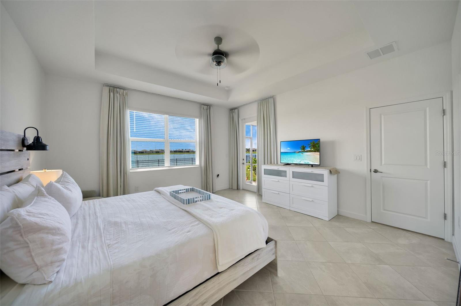 Image 22 of 53 For 8589 Saint Kitts Circle