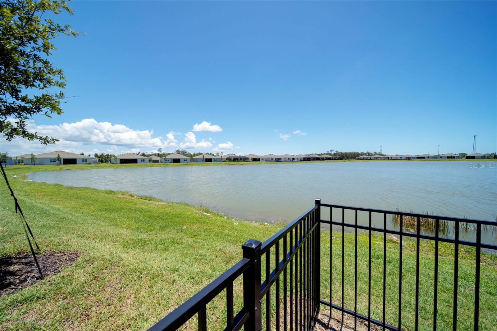 Image 46 of 53 For 8589 Saint Kitts Circle