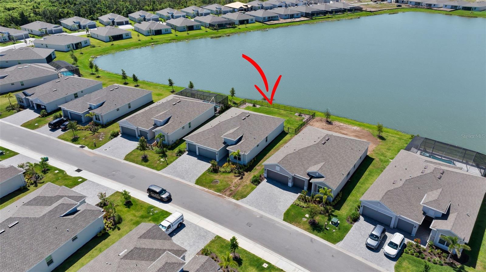 Image 5 of 53 For 8589 Saint Kitts Circle