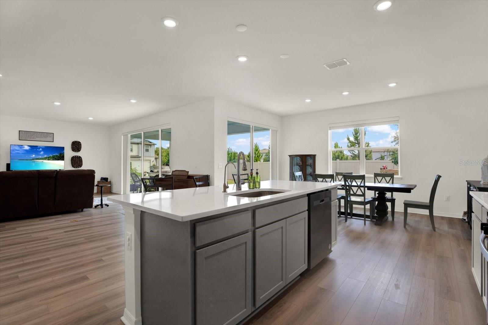 Image 17 of 62 For 3952 Almond Brook Boulevard