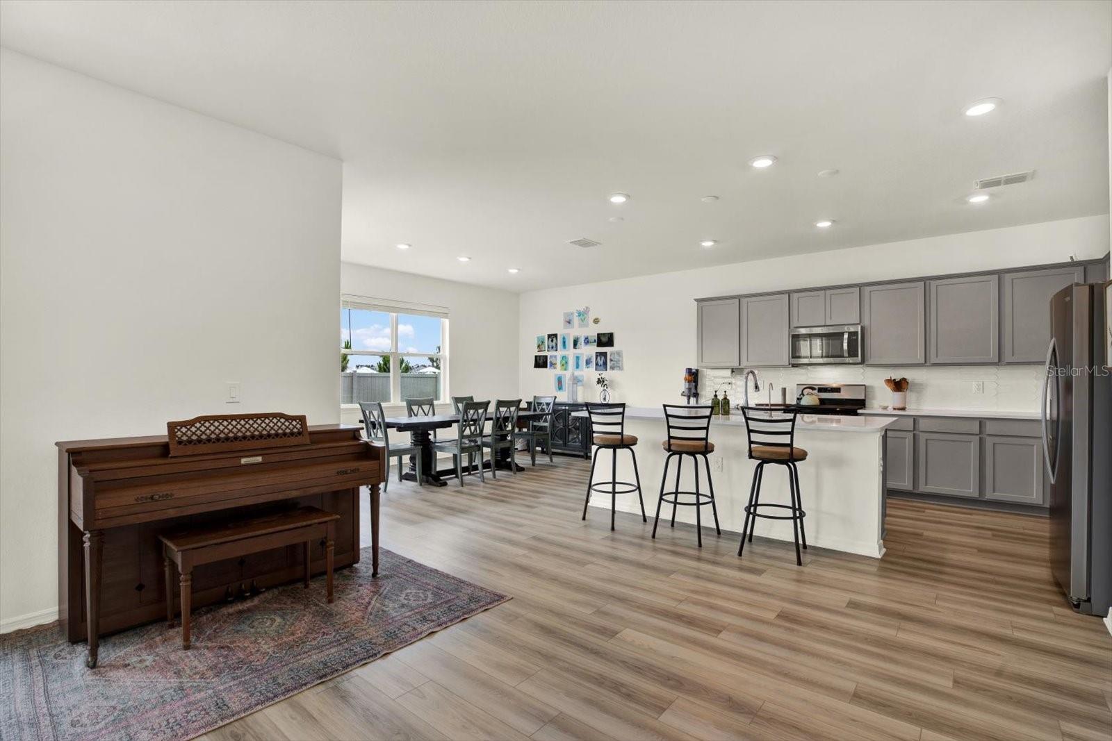 Image 9 of 62 For 3952 Almond Brook Boulevard