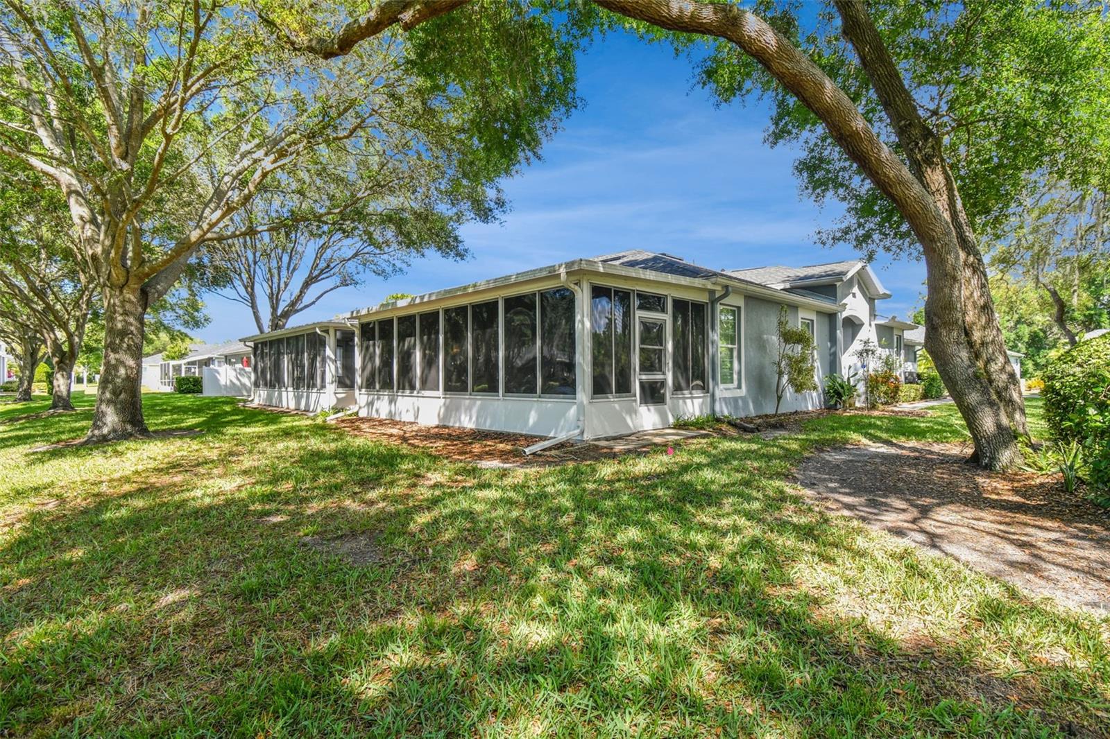 Image 25 of 30 For 10716 Ashford Oaks Drive