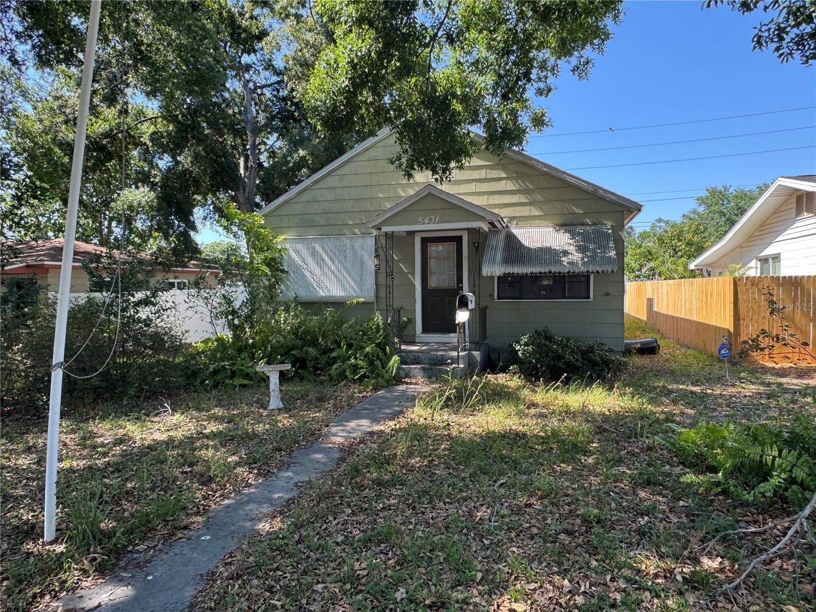 Listing Details for 5431 Dartmouth Avenue N, ST PETERSBURG, FL 33710