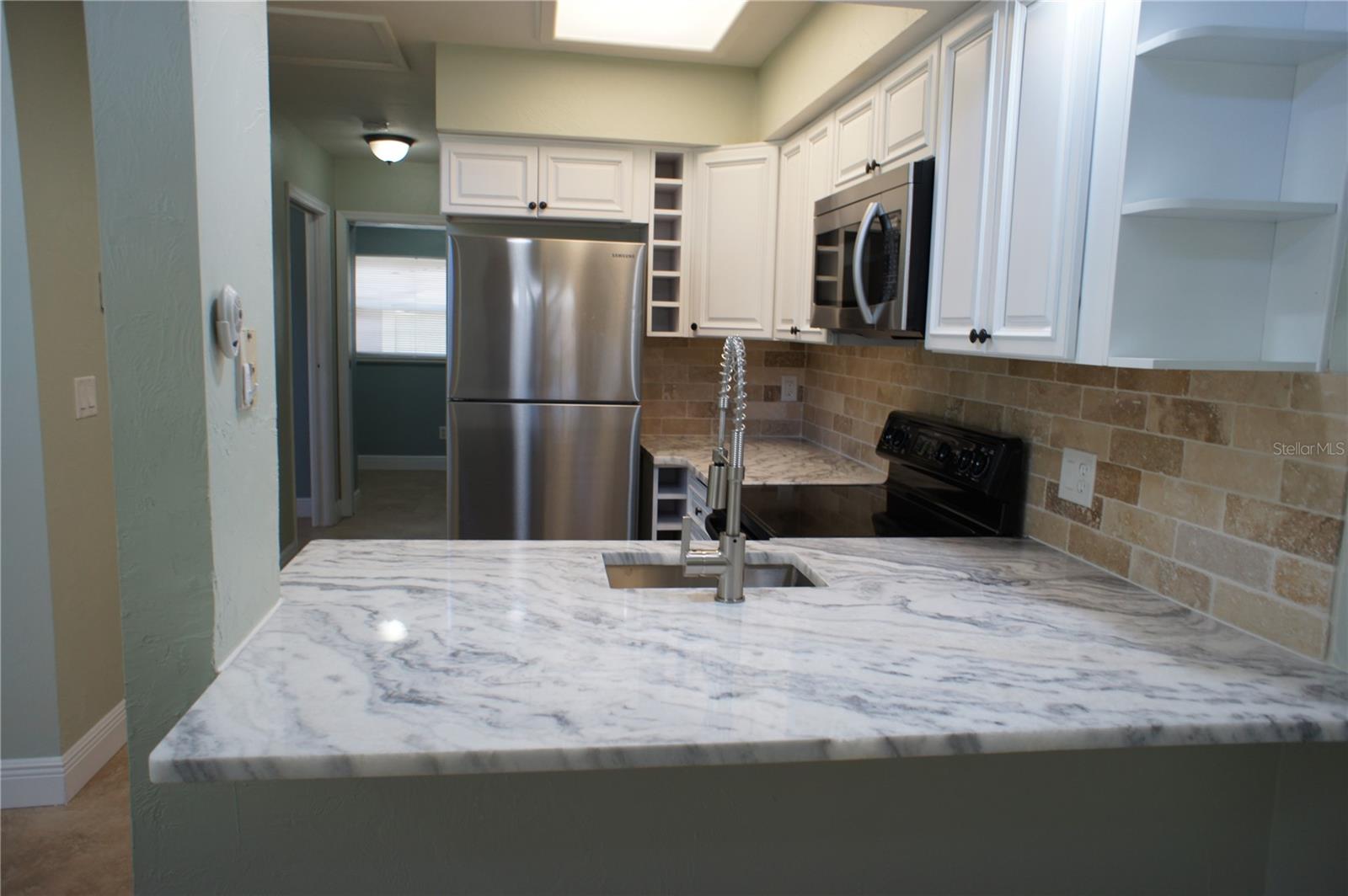 Image 12 of 58 For 212 8th Avenue S