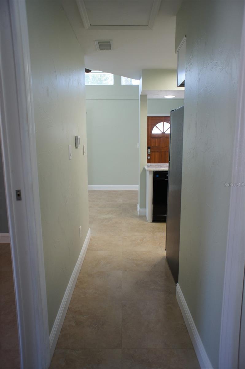 Image 35 of 58 For 212 8th Avenue S