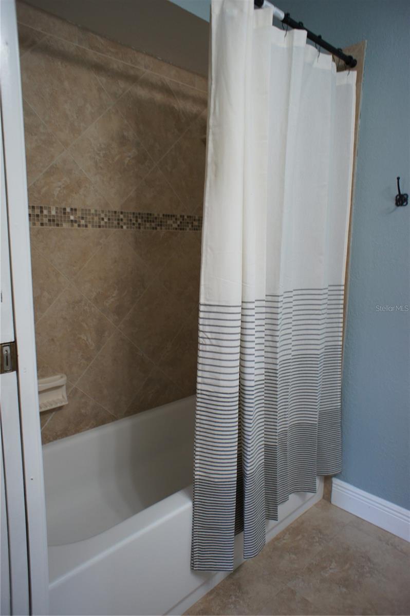 Image 39 of 58 For 212 8th Avenue S
