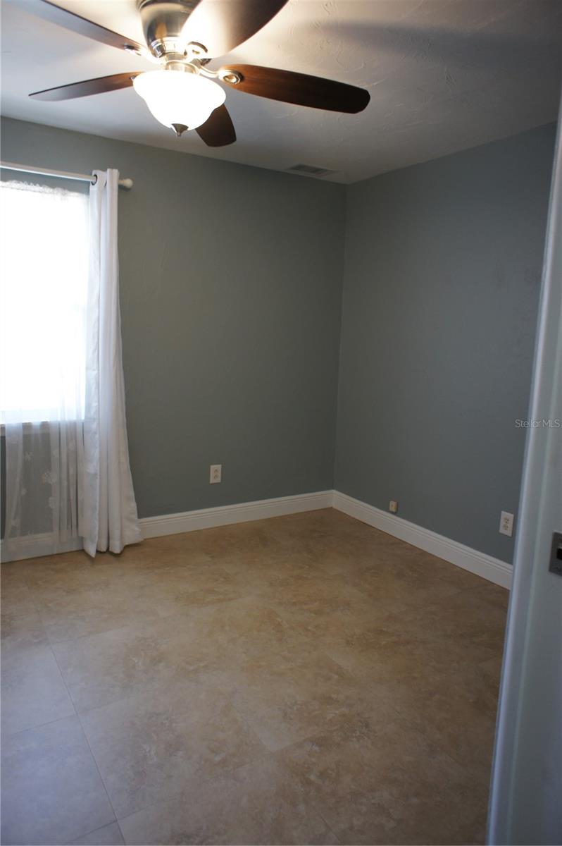 Image 40 of 58 For 212 8th Avenue S